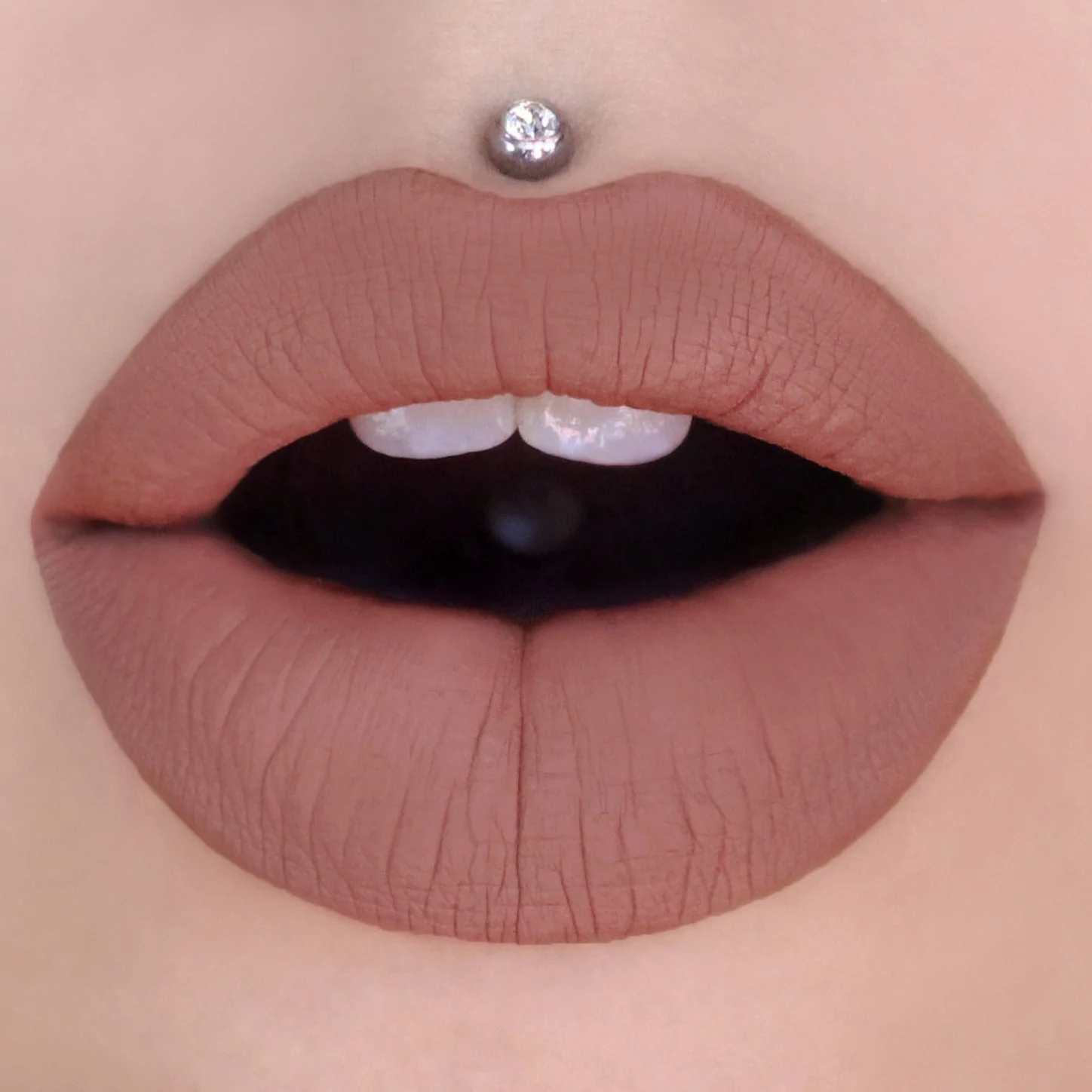 Jeffree Star Cosmetics Velour Liquid Lipstick: Celebrity Skin